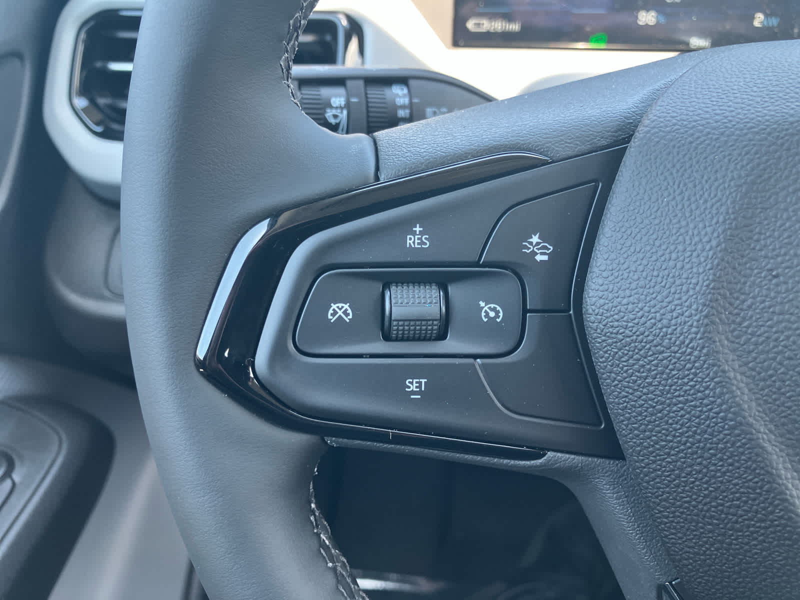 2027 Chevrolet Bolt LT - Photo 15
