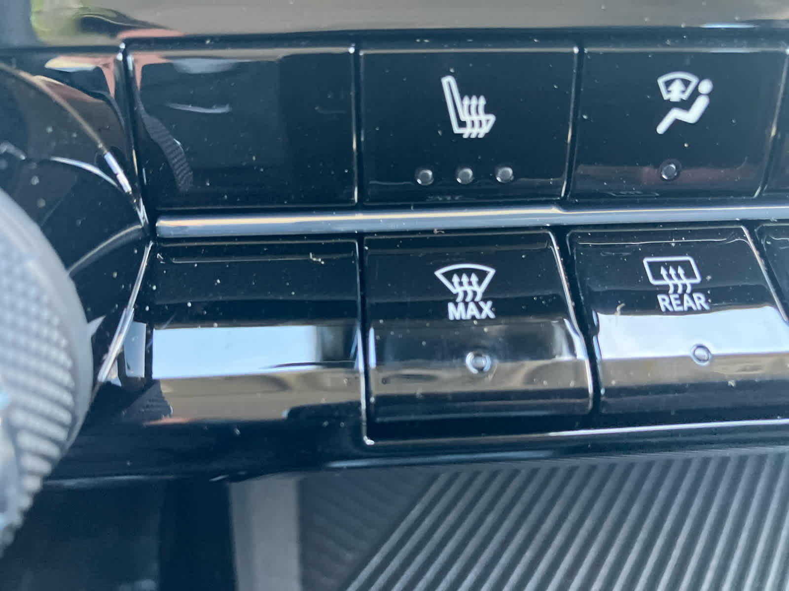 2027 Chevrolet Bolt LT - Photo 23