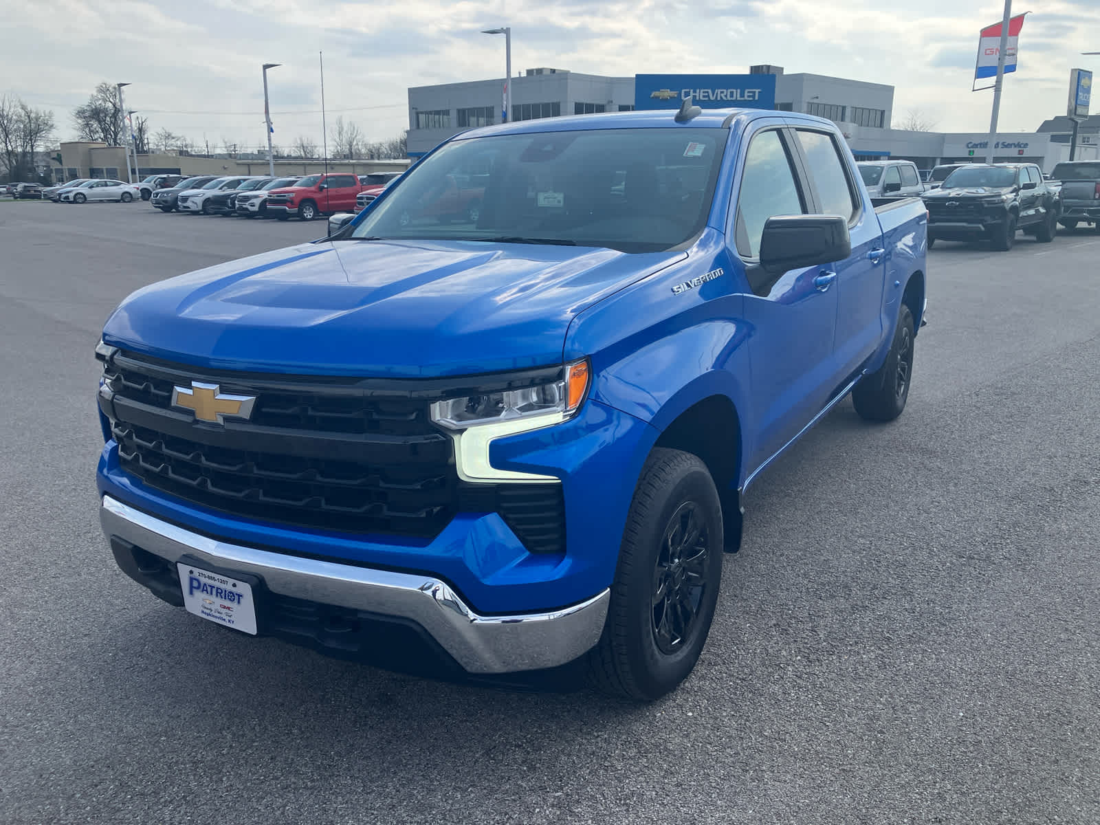 2025 Chevrolet Silverado 1500 LT