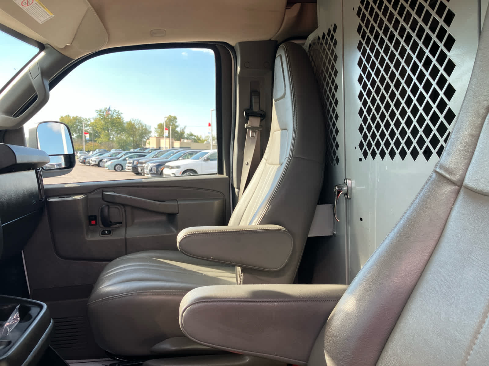 2021 Chevrolet Express Cargo 2500 WT