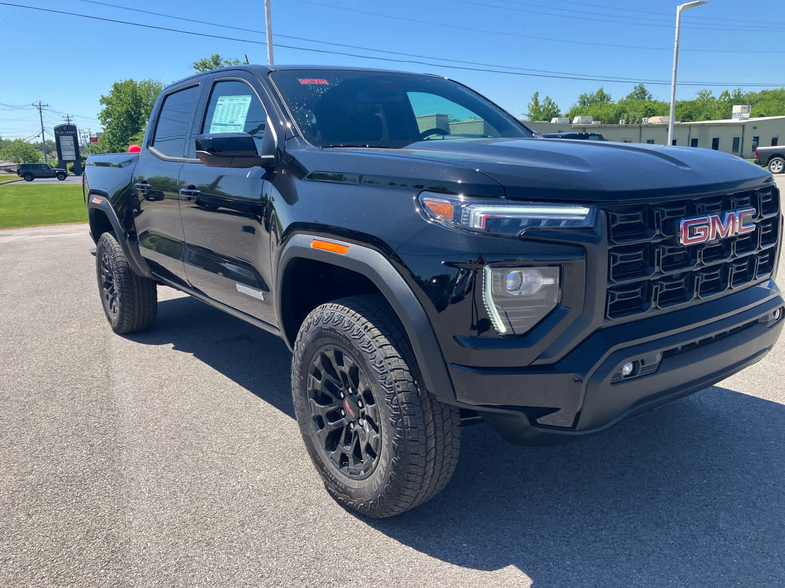 2026 GMC Canyon 4WD Elevation Crew Cab Short Box's photo