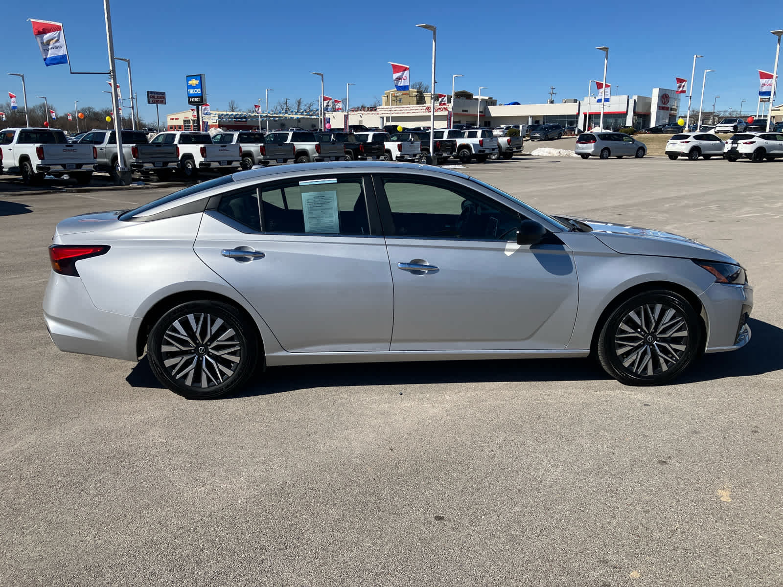 2024 Nissan Altima 2.5 SV