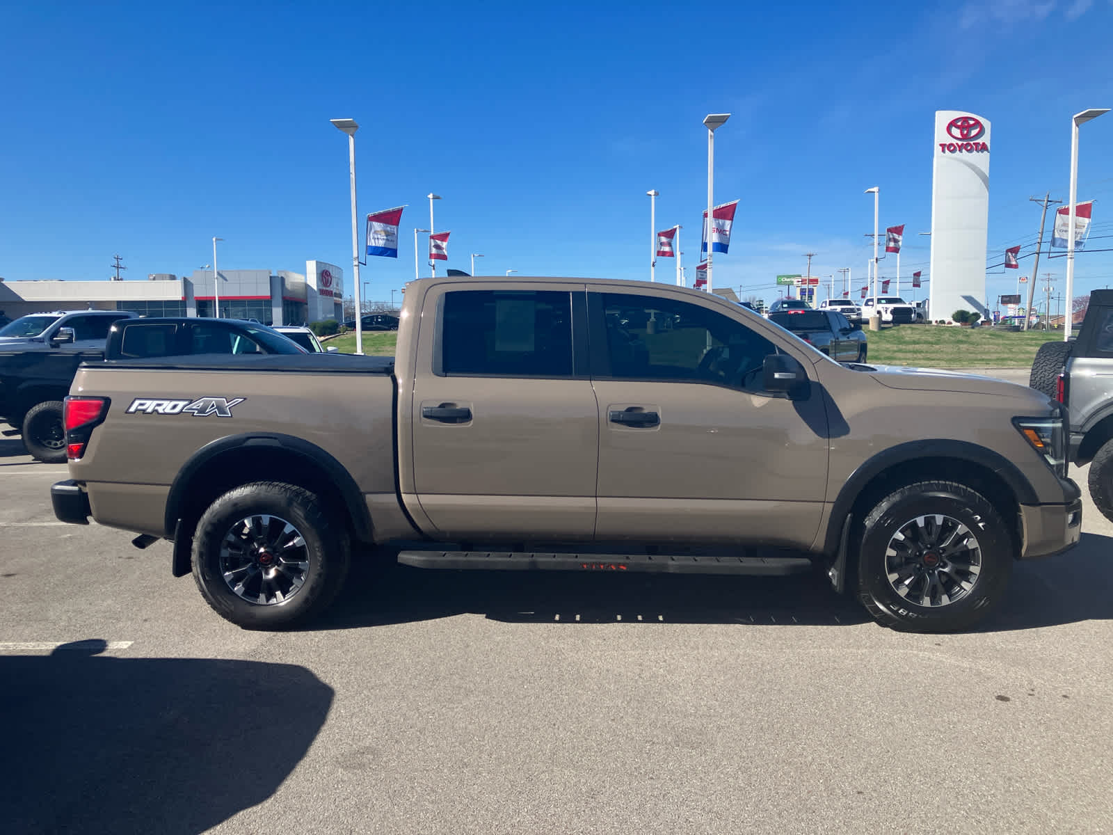 2024 Nissan Titan PRO-4X