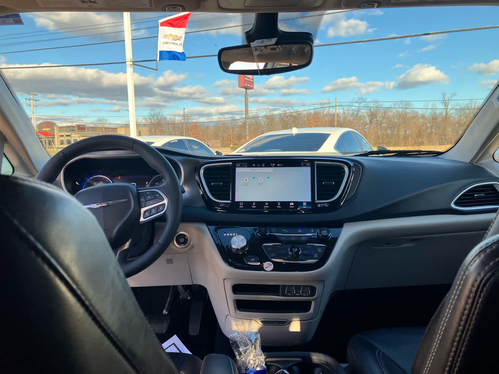 2024 Chrysler Pacifica Touring L