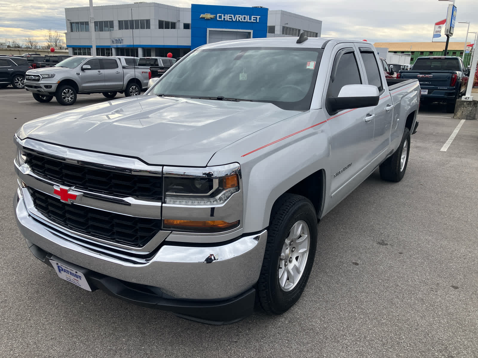 2019 Chevrolet Silverado LD LT