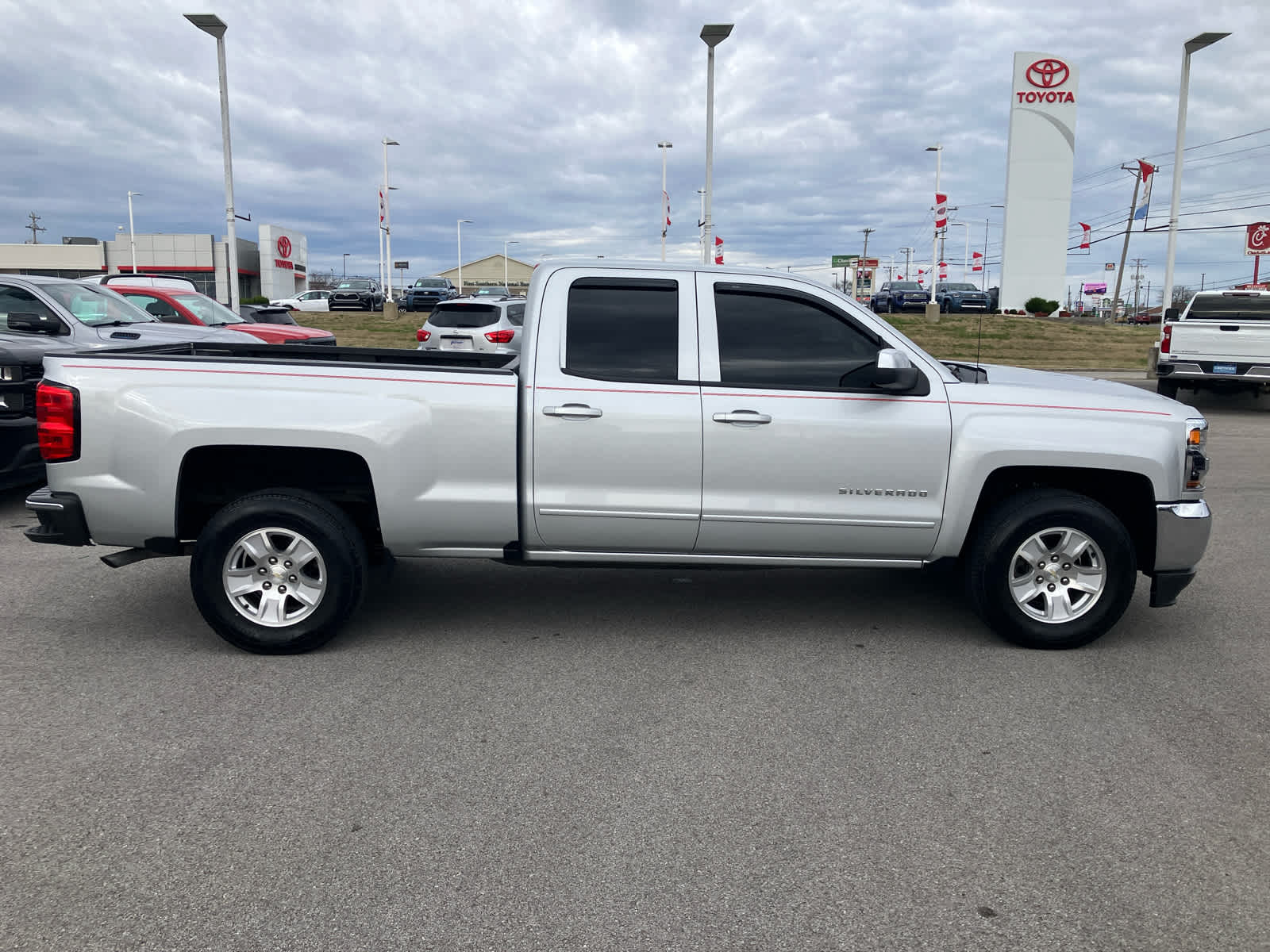 2019 Chevrolet Silverado LD LT