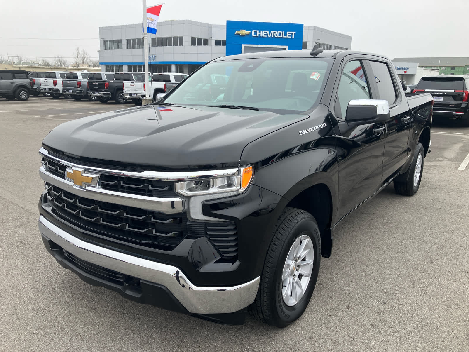 2025 Chevrolet Silverado 1500 LT