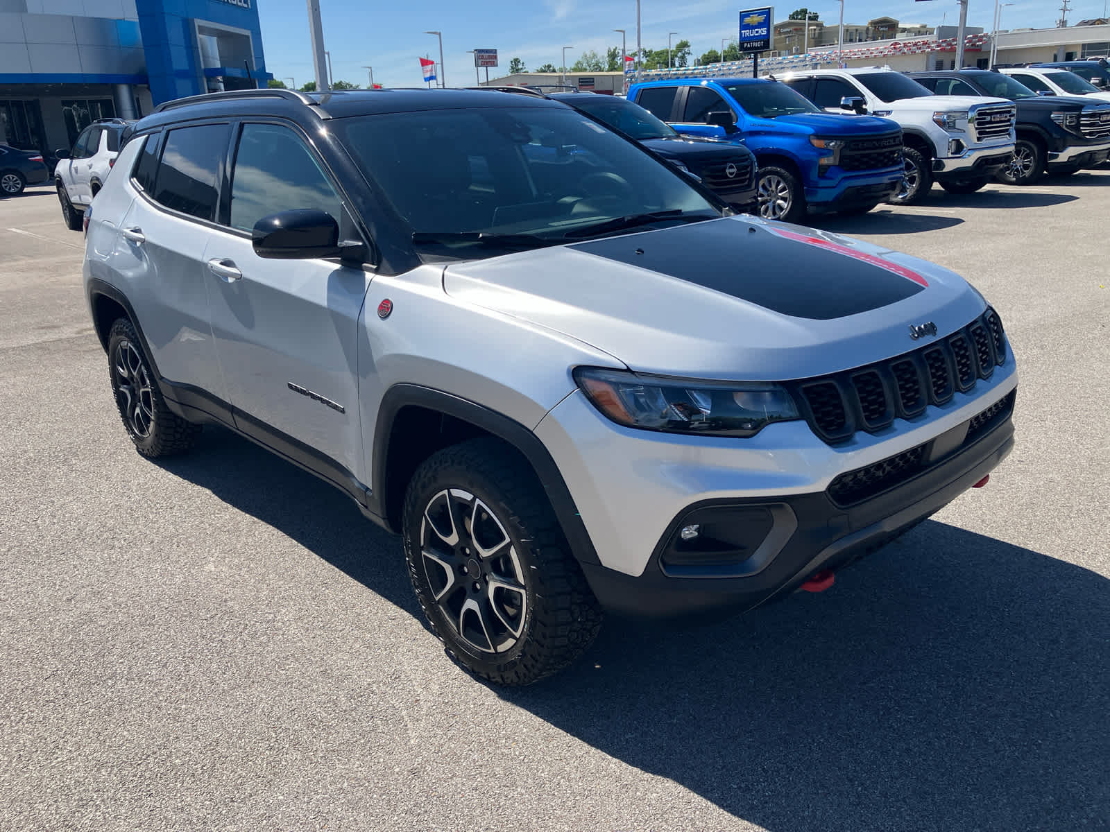 2025 Jeep Compass Trailhawk 4X4's photo