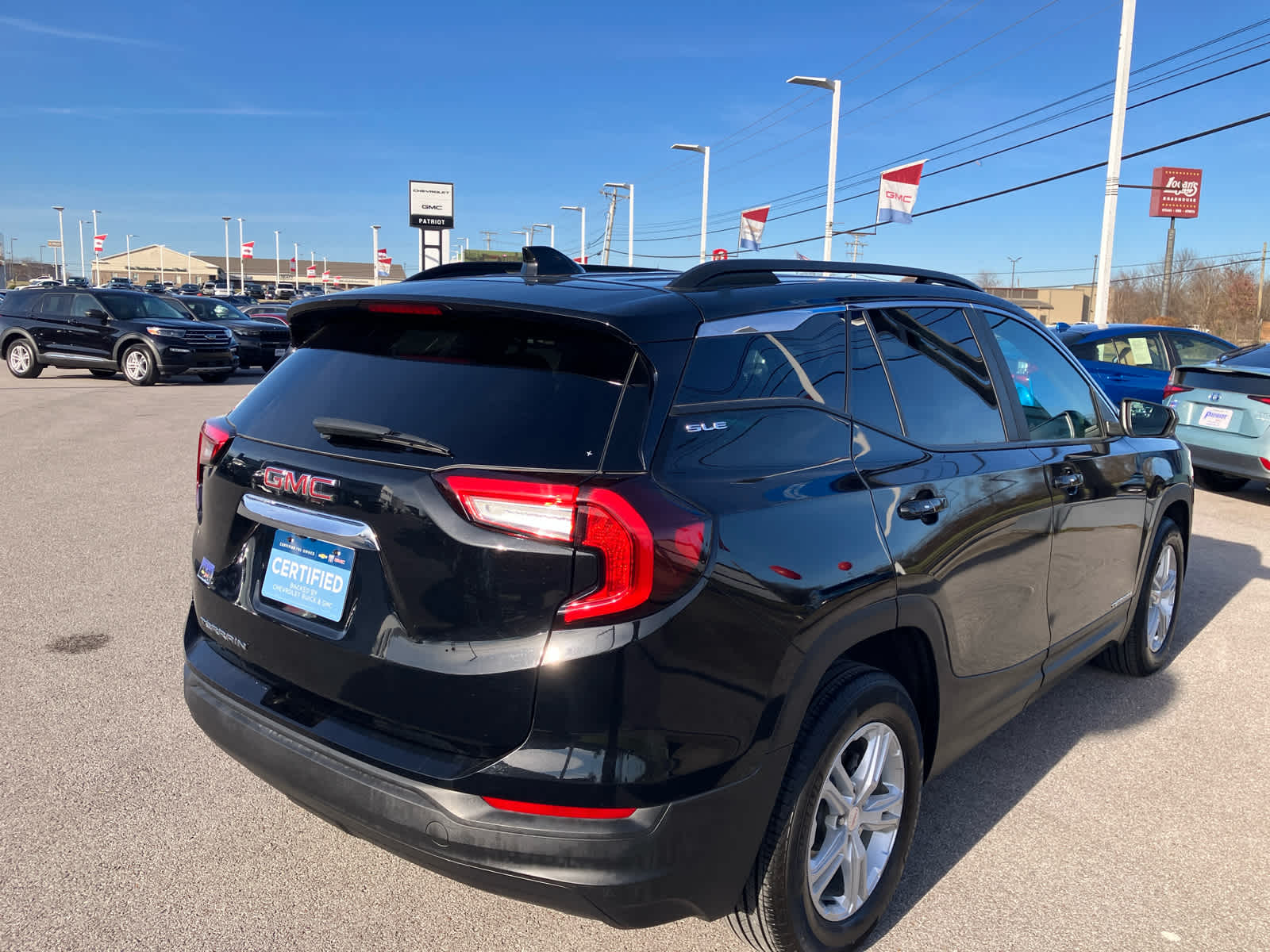 2023 GMC Terrain SLE