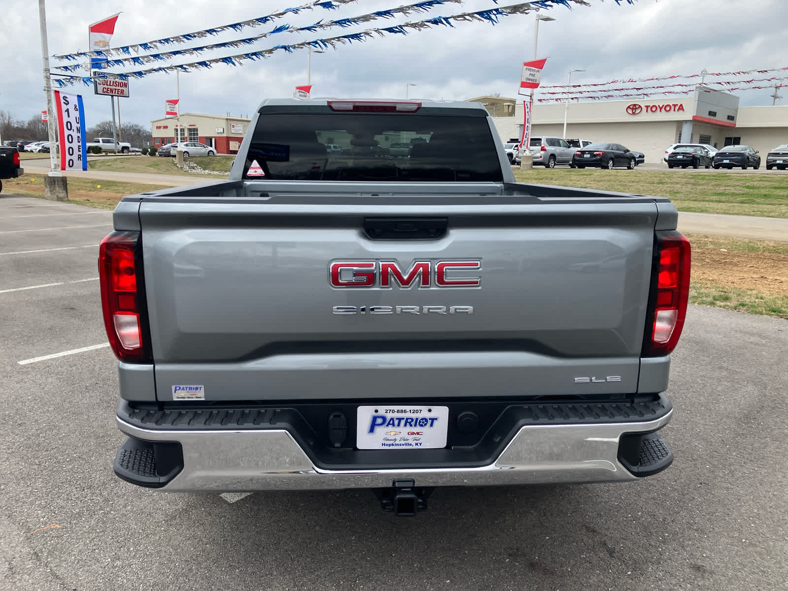 2026 GMC Sierra 1500 SLE
