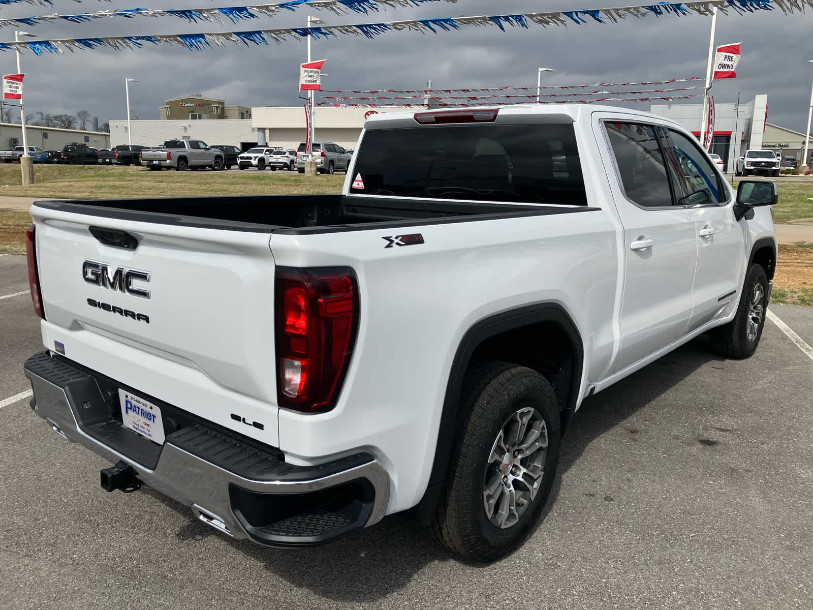 2026 GMC Sierra 1500 SLE