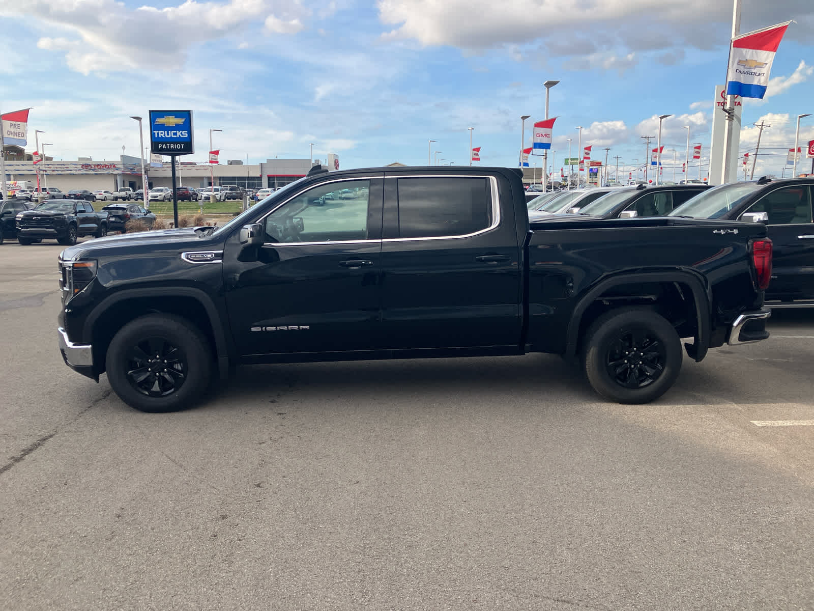 2026 GMC Sierra 1500 SLE