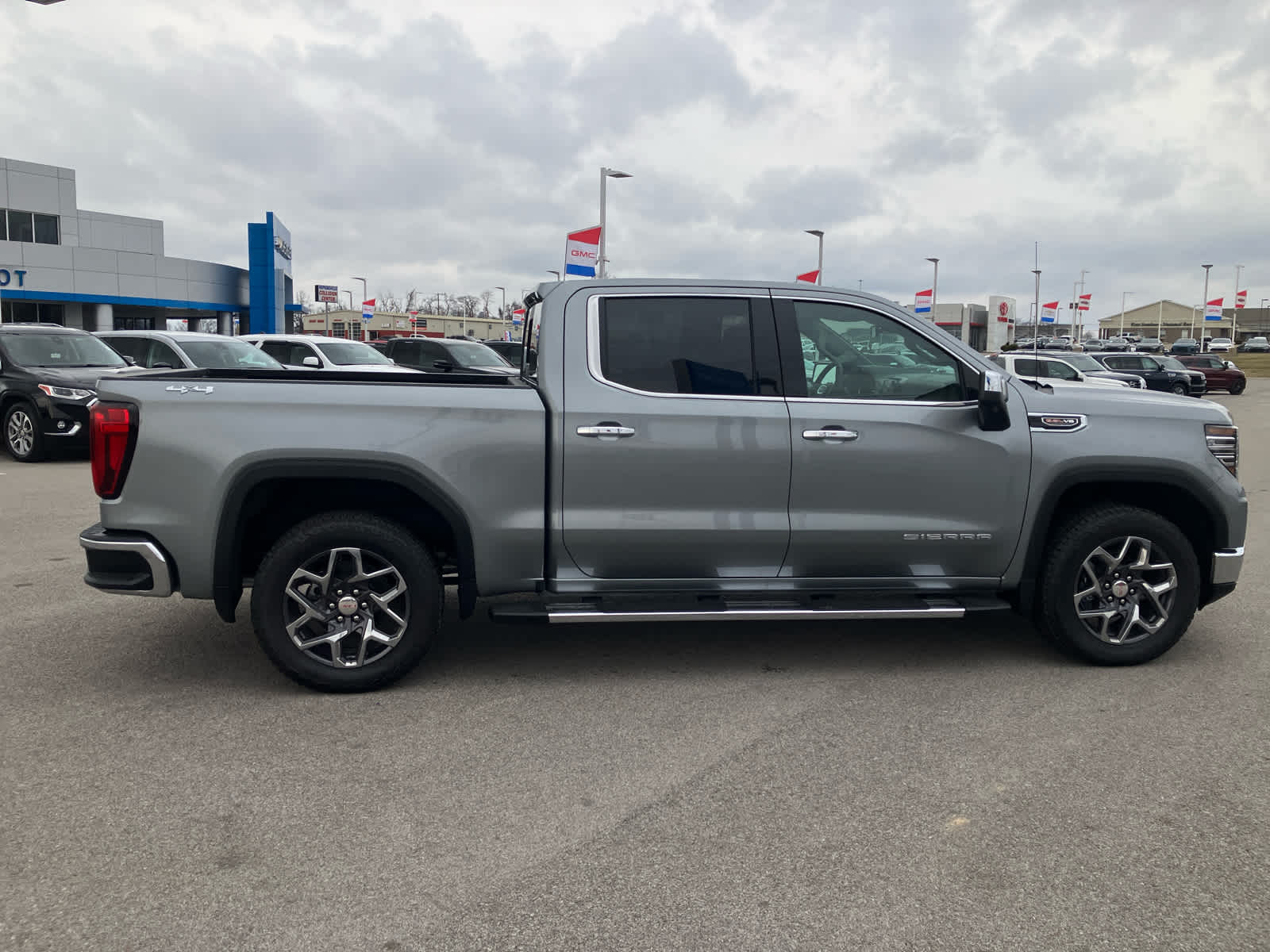 2026 GMC Sierra 1500 SLT