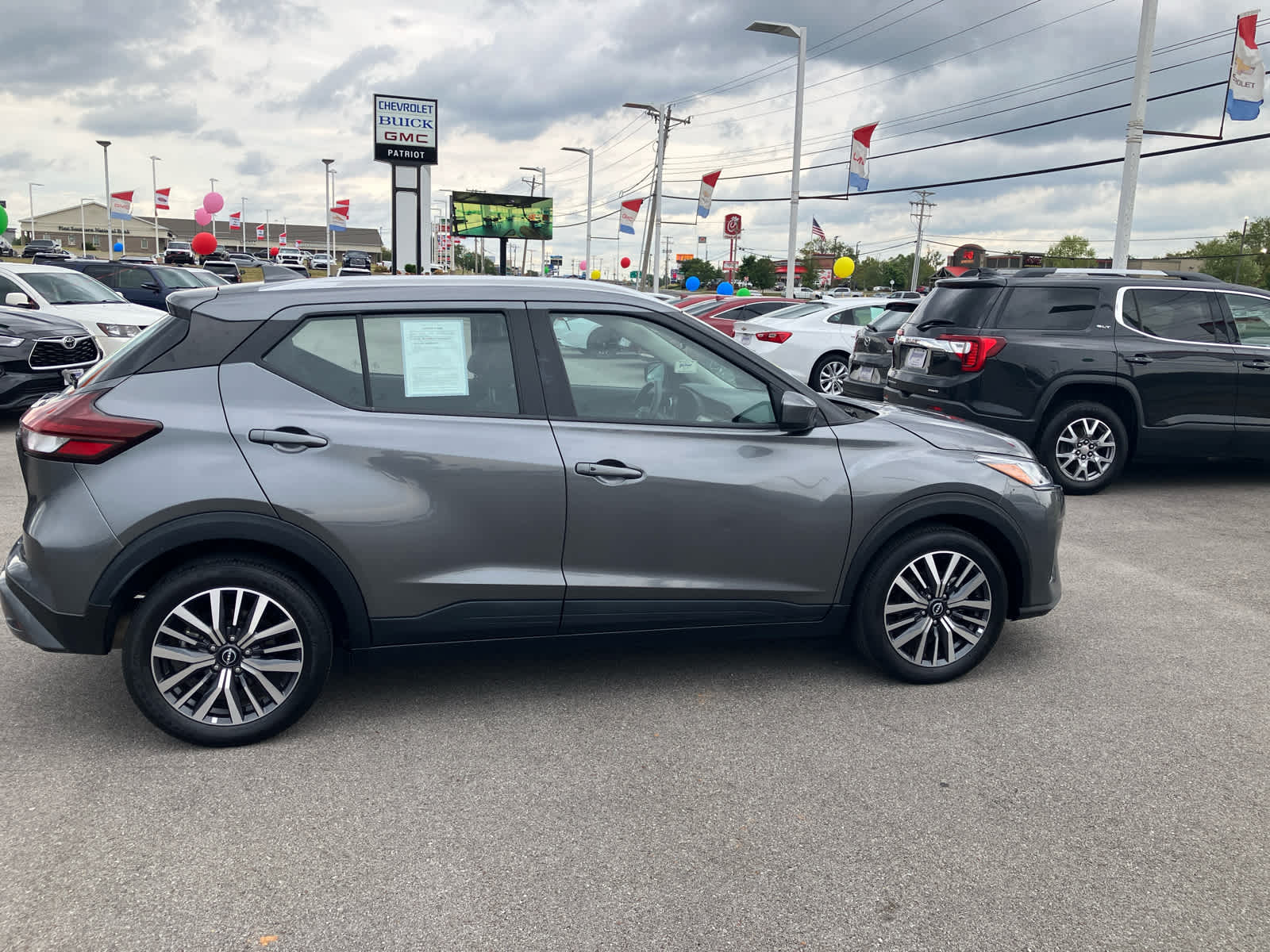 2024 Nissan Kicks SV