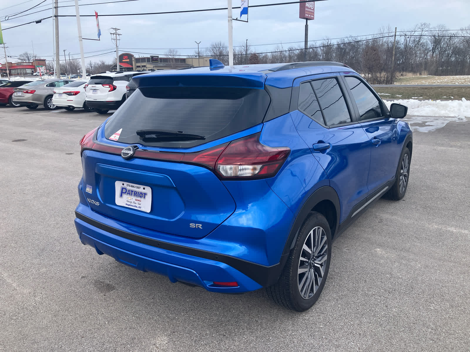 2024 Nissan Kicks SR