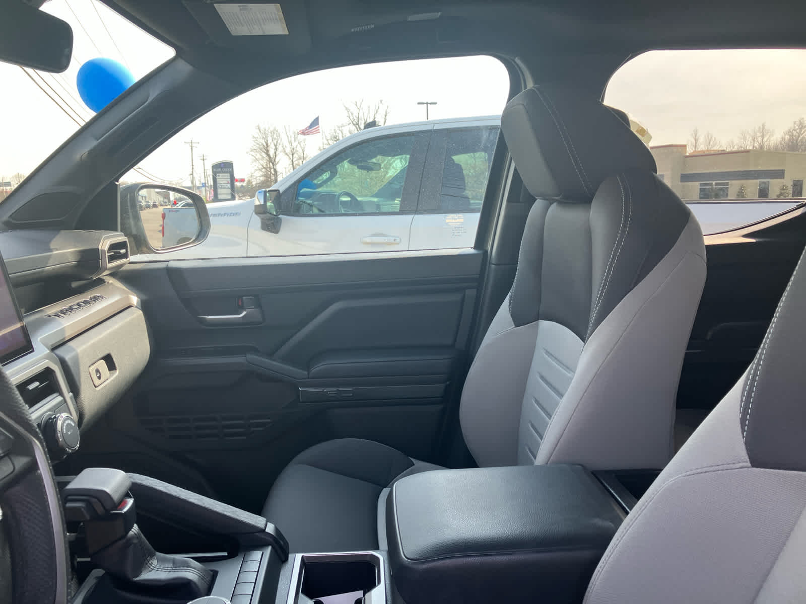 2024 Toyota Tacoma 4WD SR5