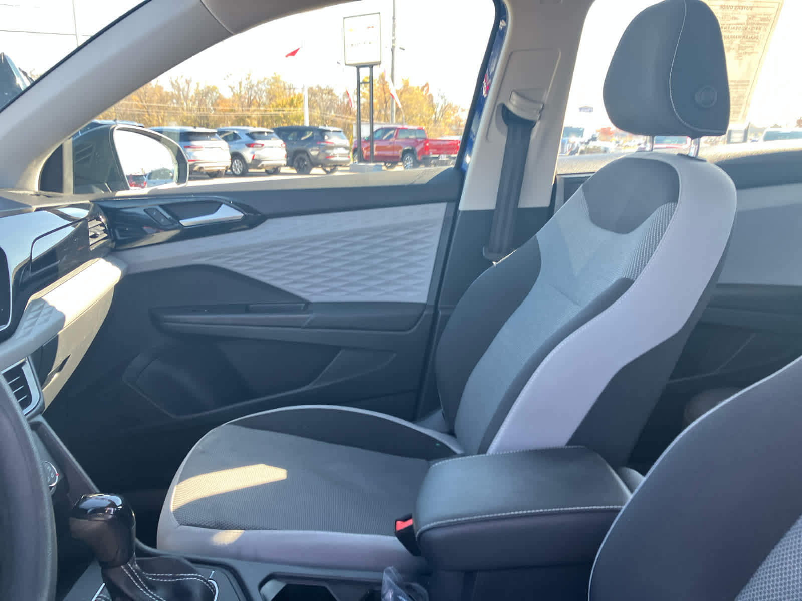 2022 Volkswagen Taos S