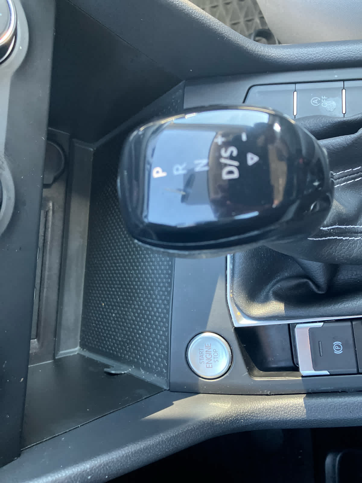 2022 Volkswagen Taos S