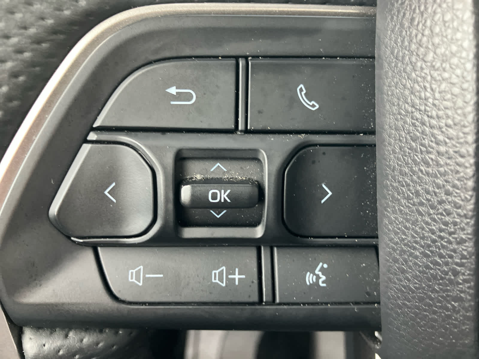 2025 Toyota Sequoia SR5