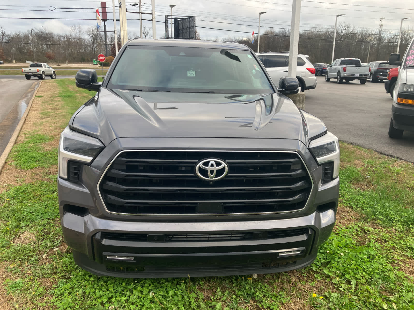 2025 Toyota Sequoia SR5