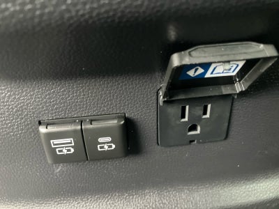 2025 Toyota Sequoia SR5