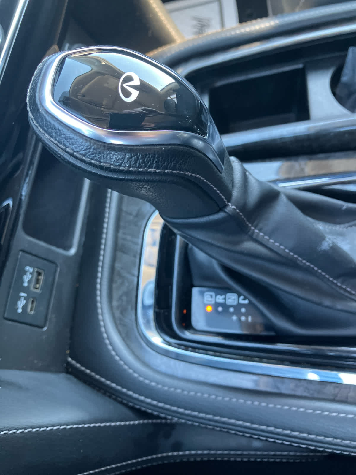 2020 INFINITI QX80 LUXE