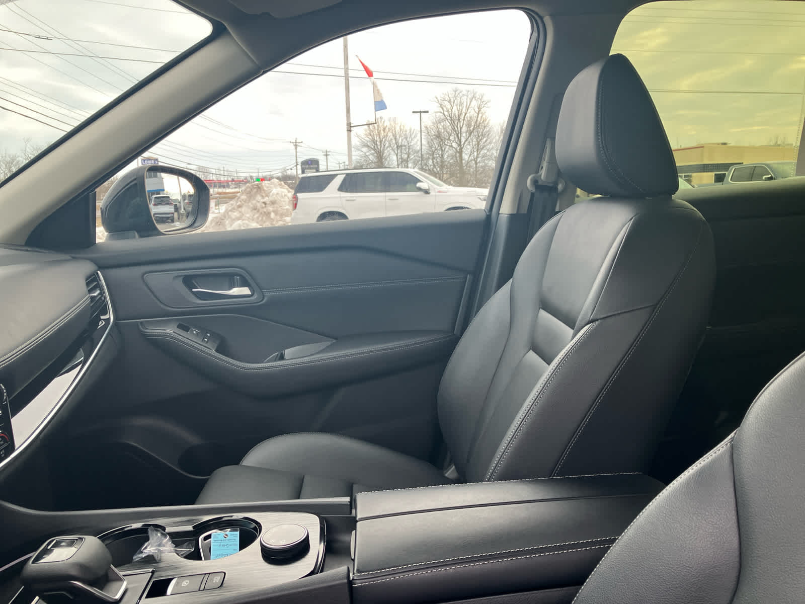 2024 Nissan Rogue SL