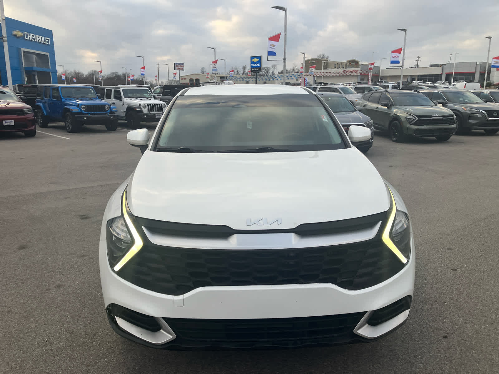 2023 Kia Sportage Hybrid LX