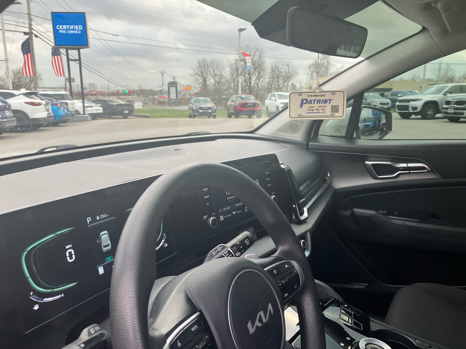 2023 Kia Sportage Hybrid LX