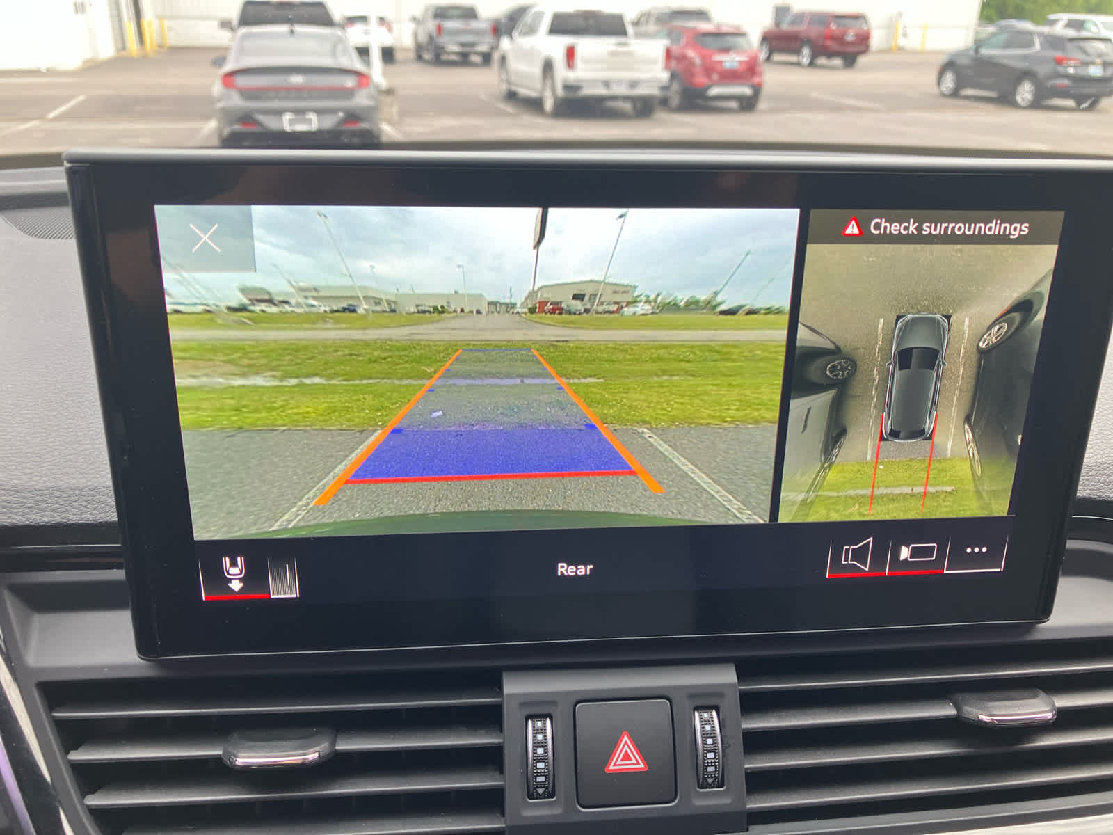 2022 Audi SQ5 Premium Plus