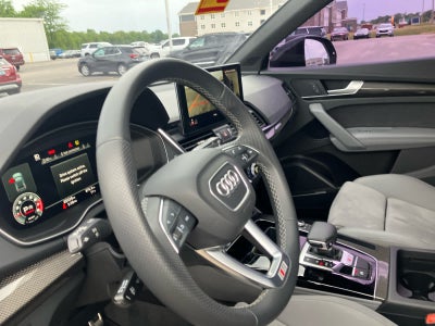 2022 Audi SQ5 Premium Plus